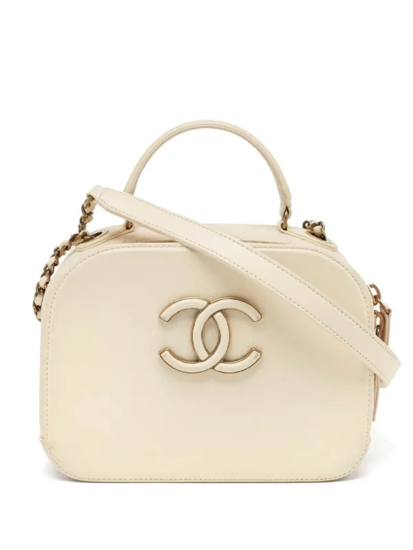 CC quilted two-way vanity bag
