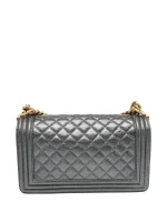 ⁦Boy Chanel shoulder bag⁩ – תמונה ⁦2⁩