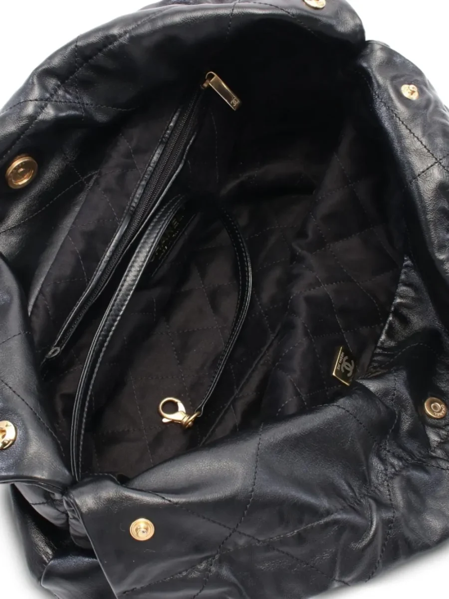 ⁦2021 small Chanel 22 shoulder bag⁩ – תמונה ⁦3⁩
