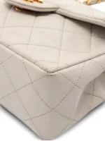 ⁦1989-1991 mini Matelasse shoulder bag⁩ – תמונה ⁦4⁩