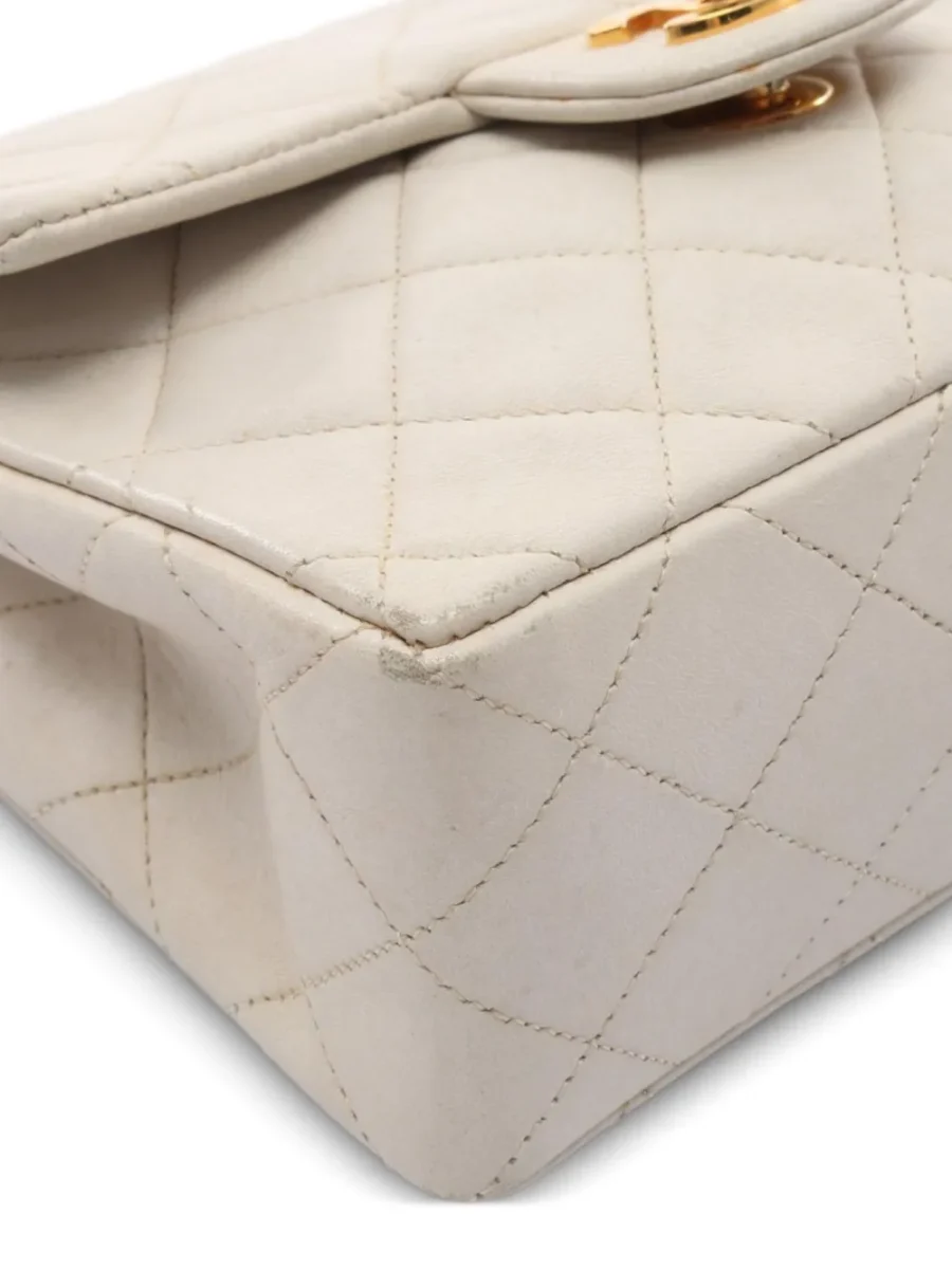 ⁦1989-1991 mini Matelasse shoulder bag⁩ – תמונה ⁦3⁩