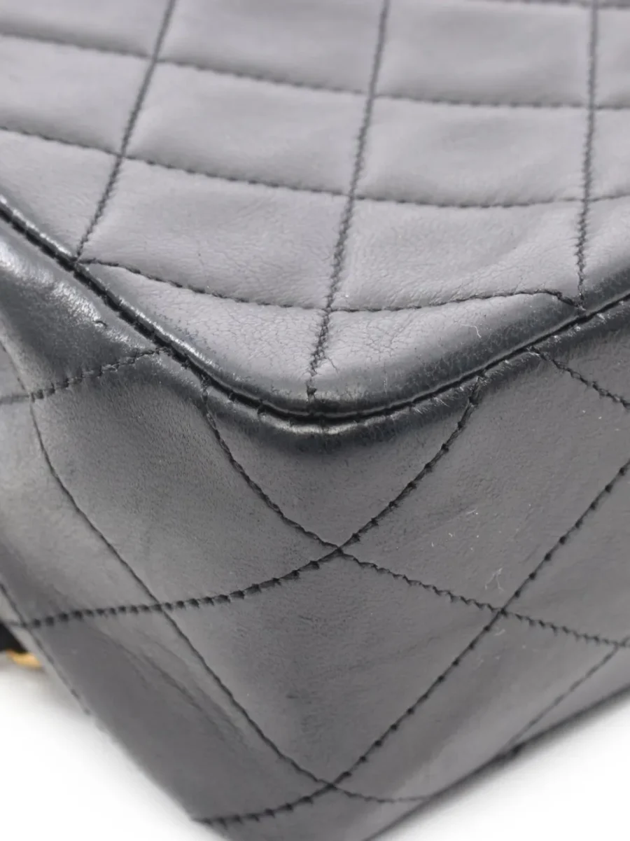 ⁦1989-1991 mini Matelasse chain shoulder bag⁩ – תמונה ⁦5⁩