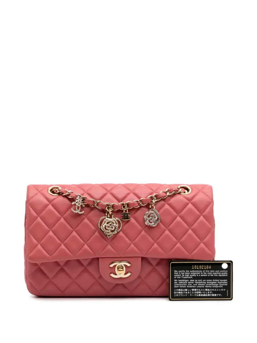⁦2014 Medium Classic Lambskin Valentines Heart Charms Single Flap shoulder bag⁩ – תמונה ⁦7⁩