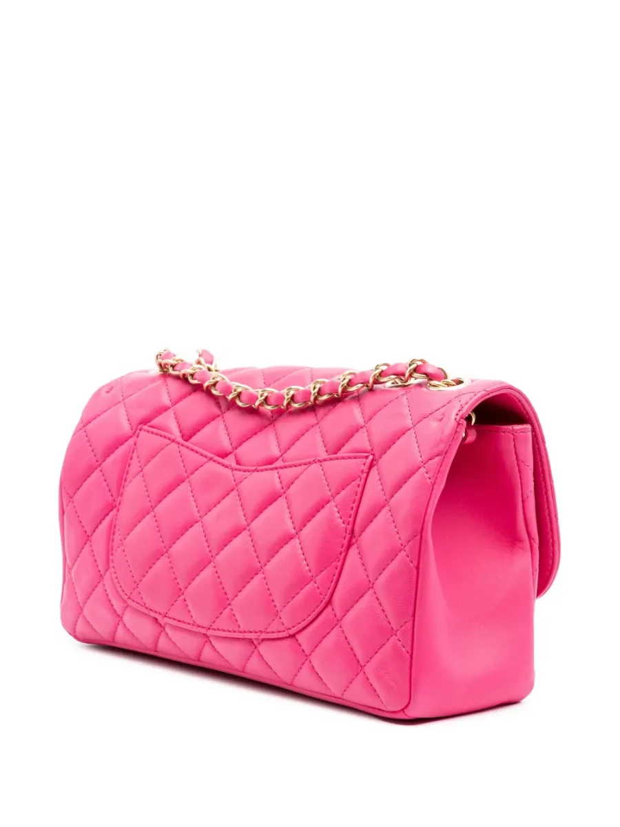 ⁦2015-2016 Medium Quilted Lambskin Mademoiselle Chic Flap shoulder bag⁩ – תמונה ⁦2⁩