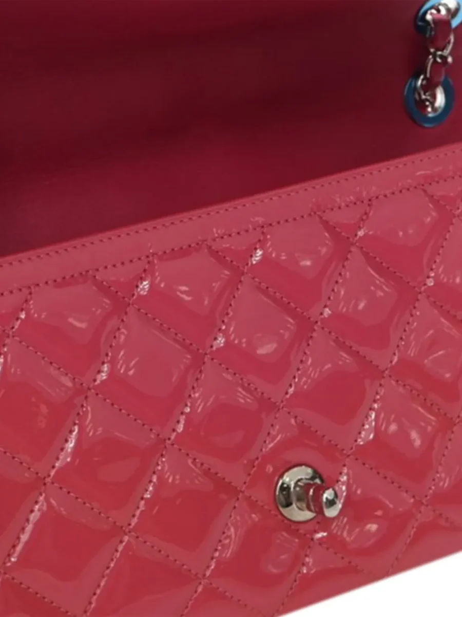 ⁦2014-2015 Medium Patent Coco Shine Flap shoulder bag⁩ – תמונה ⁦7⁩