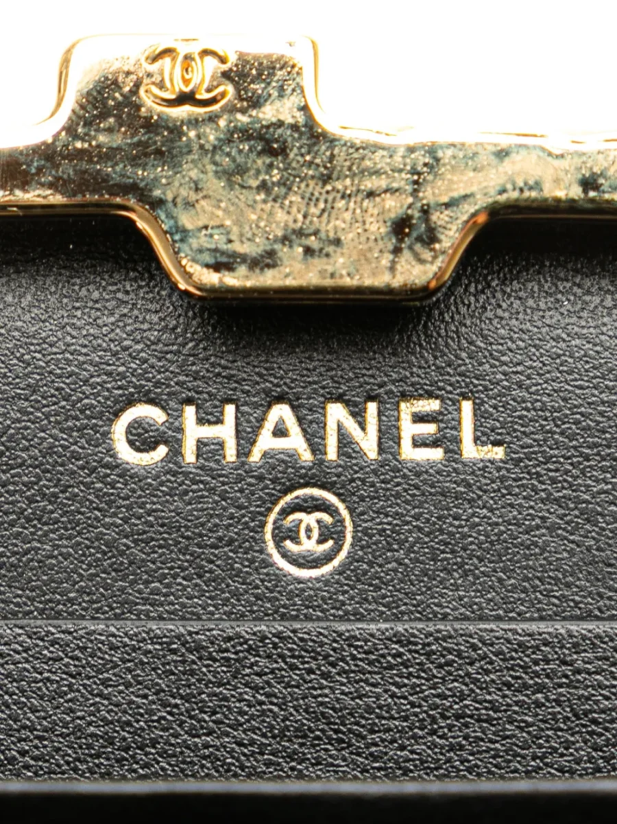 ⁦2021 Small Glazed Goatskin Box With Chain crossbody bag⁩ – תמונה ⁦6⁩