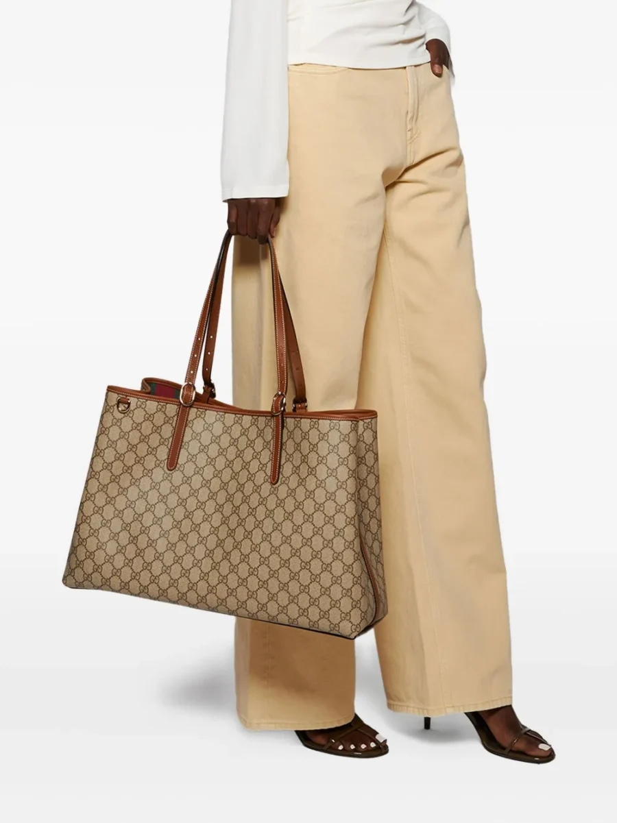 ⁦large GG Emblem tote bag⁩ – תמונה ⁦2⁩