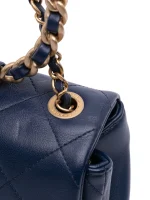 ⁦2019 Mini Lambskin In The Loop Flap satchel⁩ – תמונה ⁦6⁩