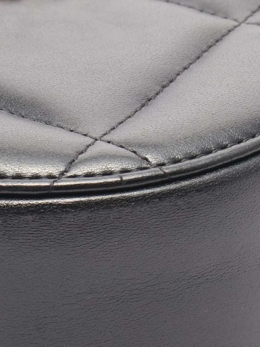 ⁦2021-2025 Lambskin 19 Round Clutch with Chain satchel⁩ – תמונה ⁦2⁩