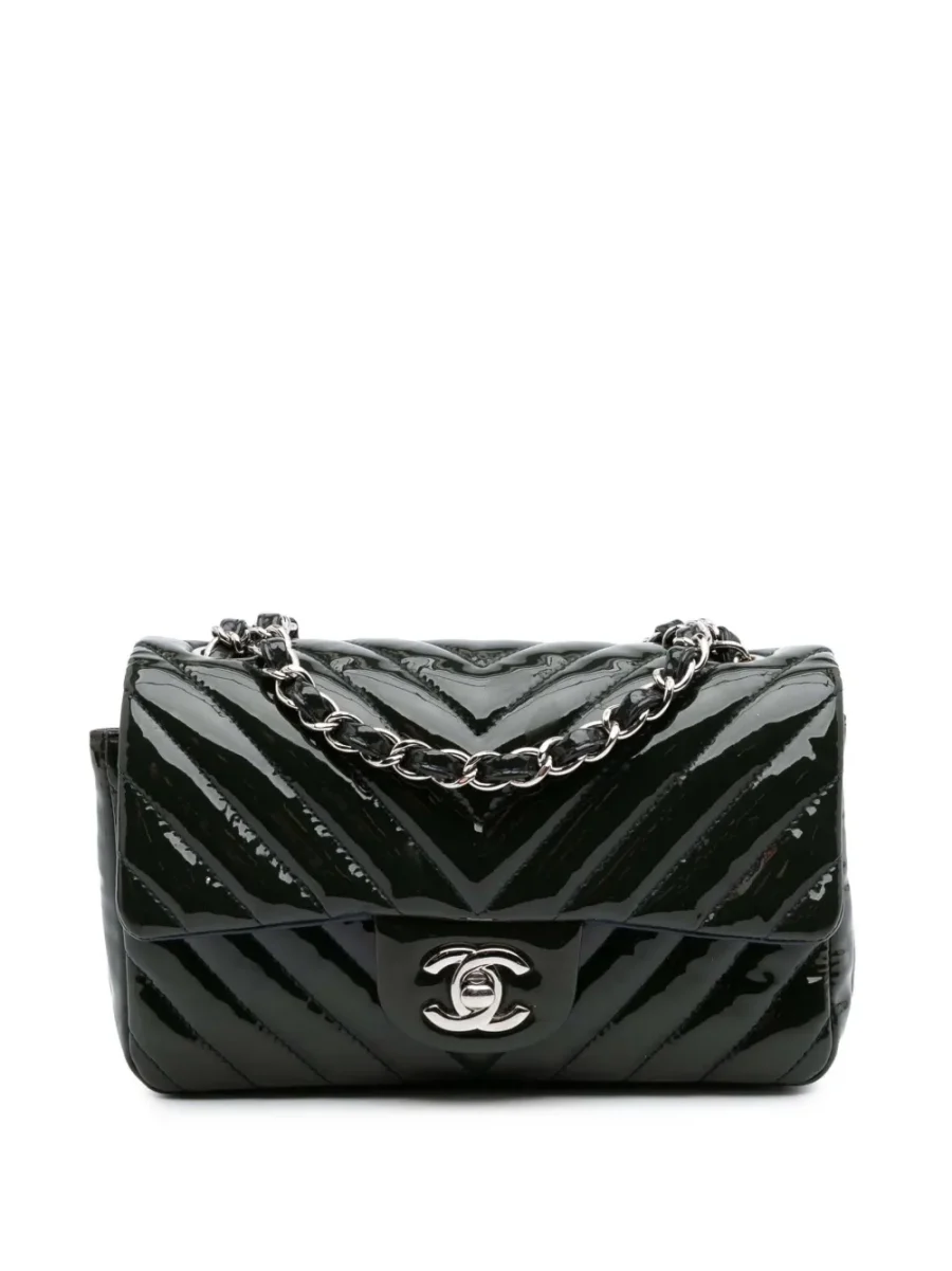 ⁦2015-2016 Mini Rectangular Classic Chevron Patent Single Flap crossbody bag⁩ – תמונה ⁦1⁩