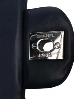 ⁦2015-2016 Mini Rectangular Classic Chevron Patent Single Flap crossbody bag⁩ – תמונה ⁦7⁩