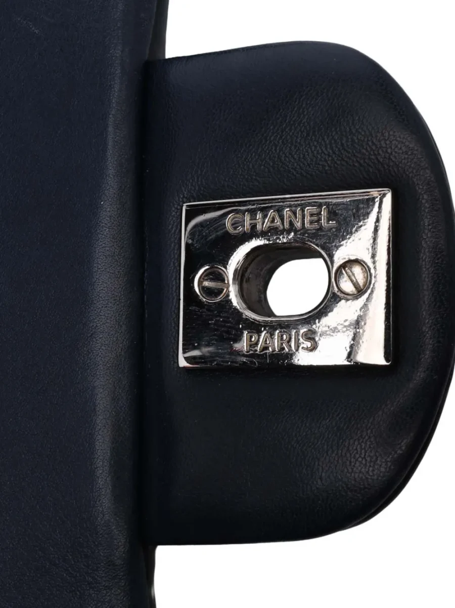 ⁦2015-2016 Mini Rectangular Classic Chevron Patent Single Flap crossbody bag⁩ – תמונה ⁦7⁩