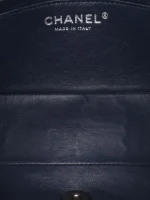 ⁦2015-2016 Mini Rectangular Classic Chevron Patent Single Flap crossbody bag⁩ – תמונה ⁦5⁩