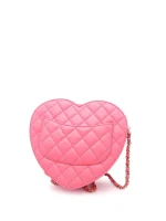 ⁦2021-2025 Lambskin CC in Love Heart crossbody bag⁩ – תמונה ⁦3⁩