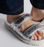 ⁦Dior Or Dioract Slide⁩ – תמונה ⁦3⁩