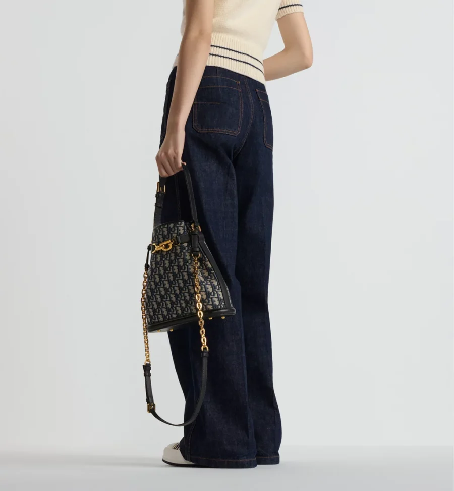 ⁦Medium C'est Dior Bag⁩ – תמונה ⁦3⁩