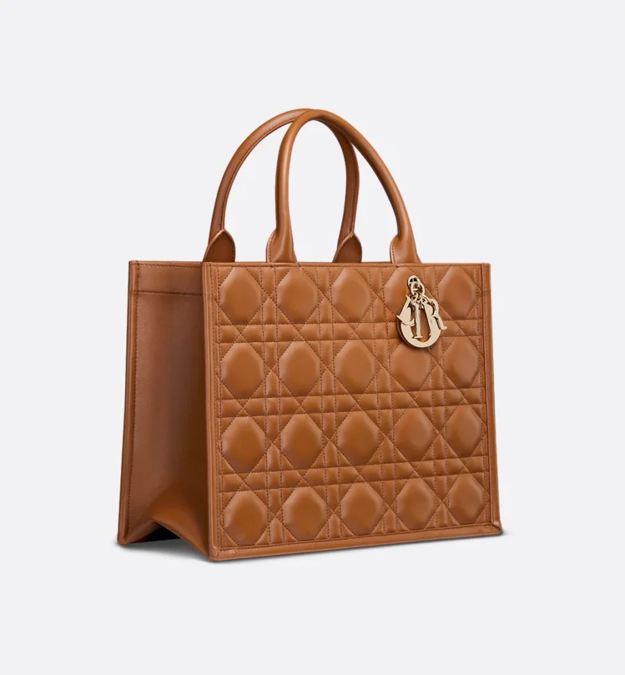 ⁦Medium Dior Book Tote⁩ – תמונה ⁦3⁩