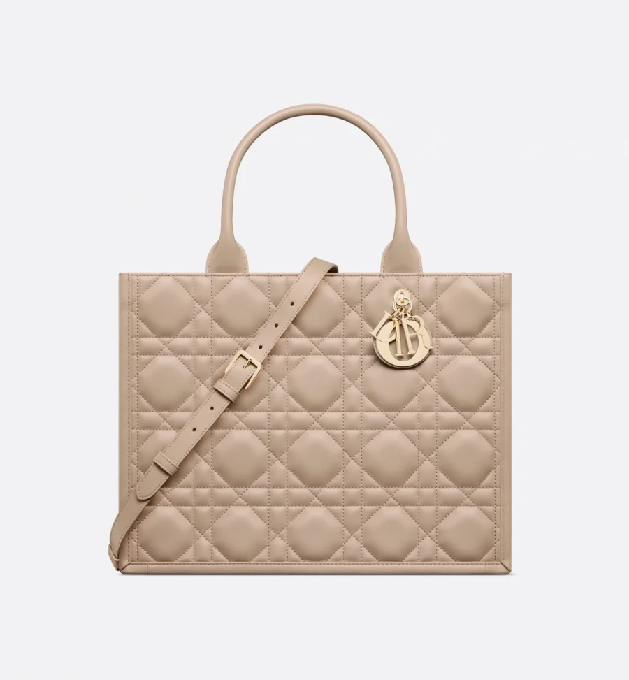 ⁦Medium Dior Book Tote⁩ – תמונה ⁦7⁩