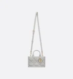 ⁦Mini Dior Book Tote⁩ – תמונה ⁦12⁩