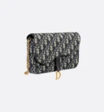 ⁦Medium Saddle Pouch with Chain⁩ – תמונה ⁦7⁩