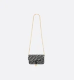 ⁦Medium Saddle Pouch with Chain⁩ – תמונה ⁦8⁩