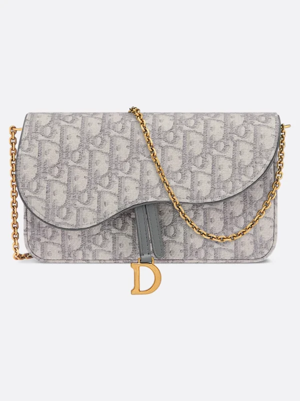 Medium Saddle Pouch with Chain