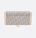 ⁦Medium Saddle Pouch with Chain⁩ – תמונה ⁦2⁩