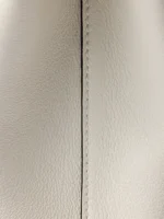 ⁦Prada Medium Leather Shoulder Bag⁩ – תמונה ⁦2⁩