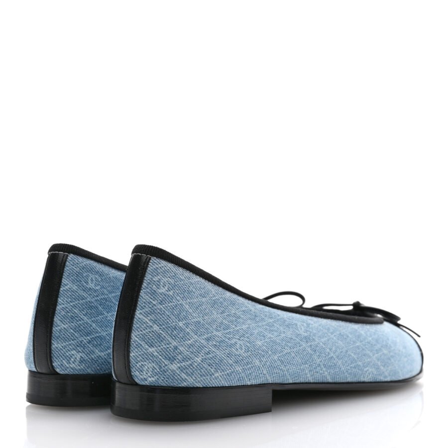 ⁦Chanel Light Blue Dark Grey Ballet Flat⁩ – תמונה ⁦3⁩
