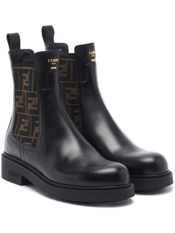 מגפוני פנדי – Fendi Commando FF Zucca Leather Chelsea Boots – Black