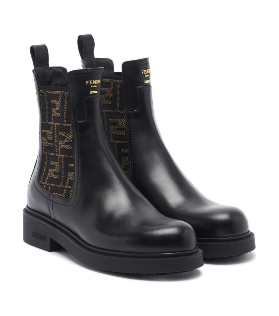 מגפוני פנדי – Fendi Commando FF Zucca Leather Chelsea Boots – Black