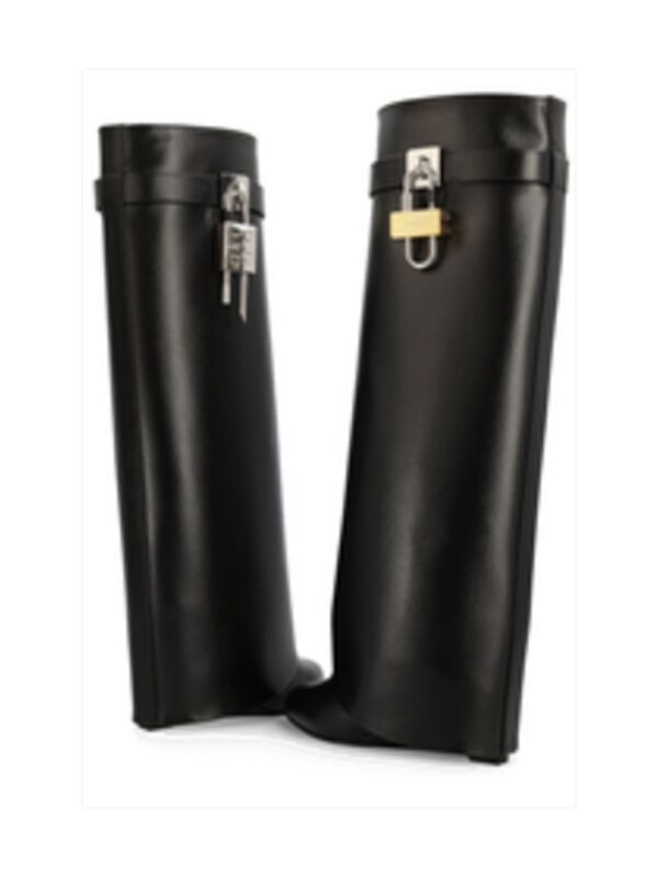 מגפי ג׳יבנשי – Givenchy Shark Lock Leather Boots – Black