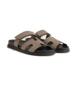 סנדלי הרמס שיפר אטופ – Hermès Chypre Sandal – Étoupe