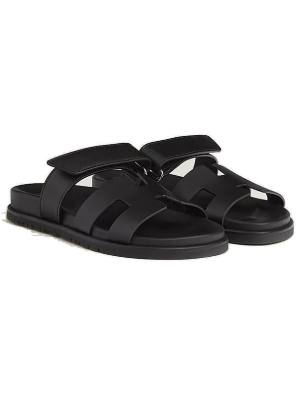 סנדלי הרמס שיפר שחור – Hermès Chypre Sandal – Noir