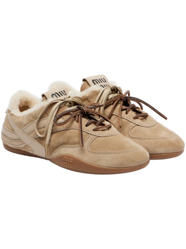 מיו מיו גימנזיום – Miu Miu Gymnasium Suede and Shearling Sneakers – Beige