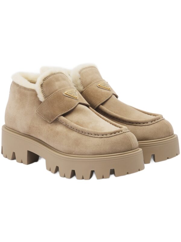 מגפוני פרווה פראדה – Prada Shearling-Trimmed Suede Platform Ankle Boots – Beige