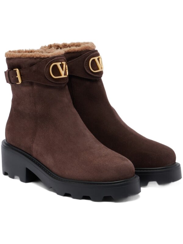 מגפוני ולנטינו – Valentino Garavani VLogo Suede Ankle Boots – Brown